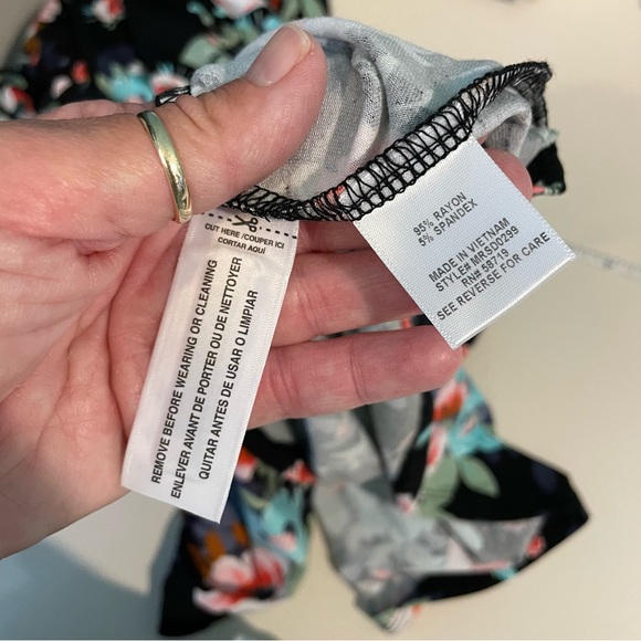 Flutter & Kick Maternity Floral Tank Maxi Dress Size Small - Picture 5 of 8